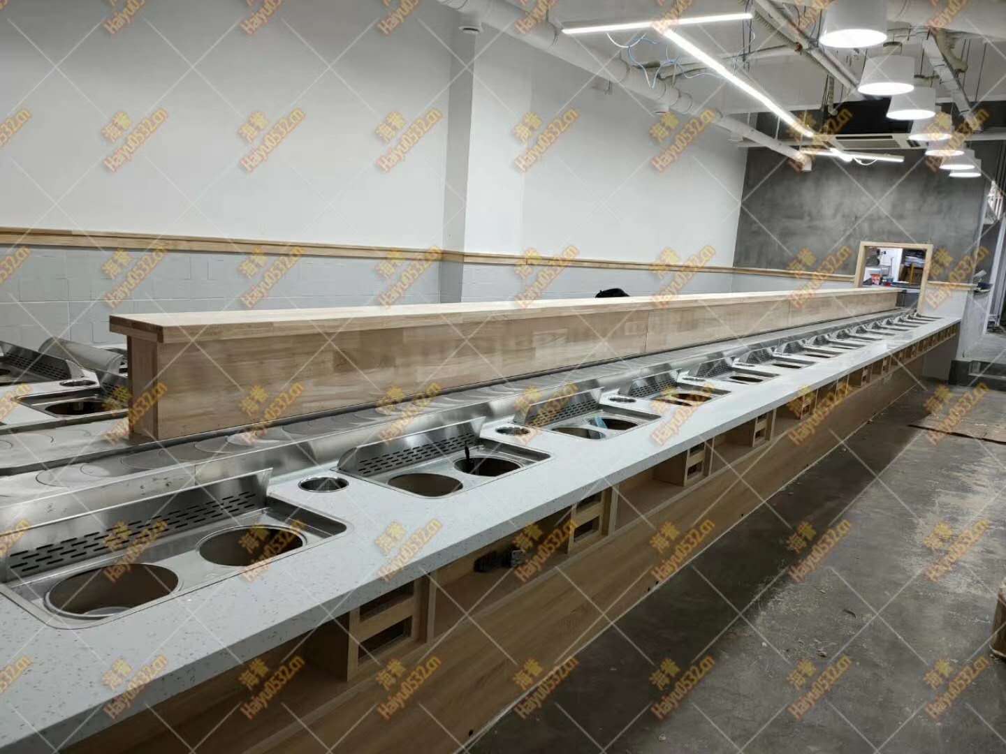 云南涮烤一體凈化排煙旋轉小火鍋設備