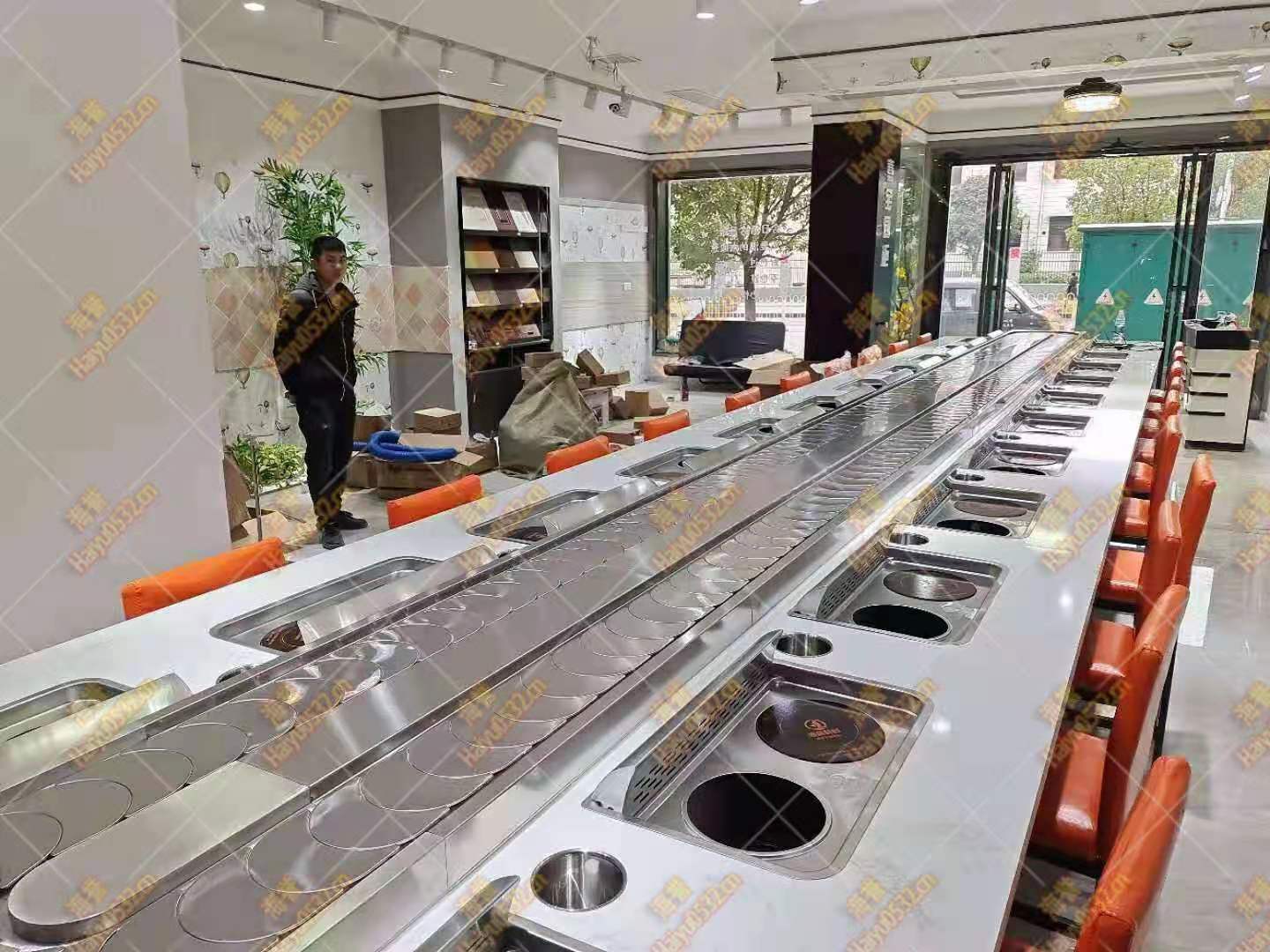 無煙涮烤旋轉(zhuǎn)小火鍋設(shè)備升級(jí)新業(yè)態(tài)
