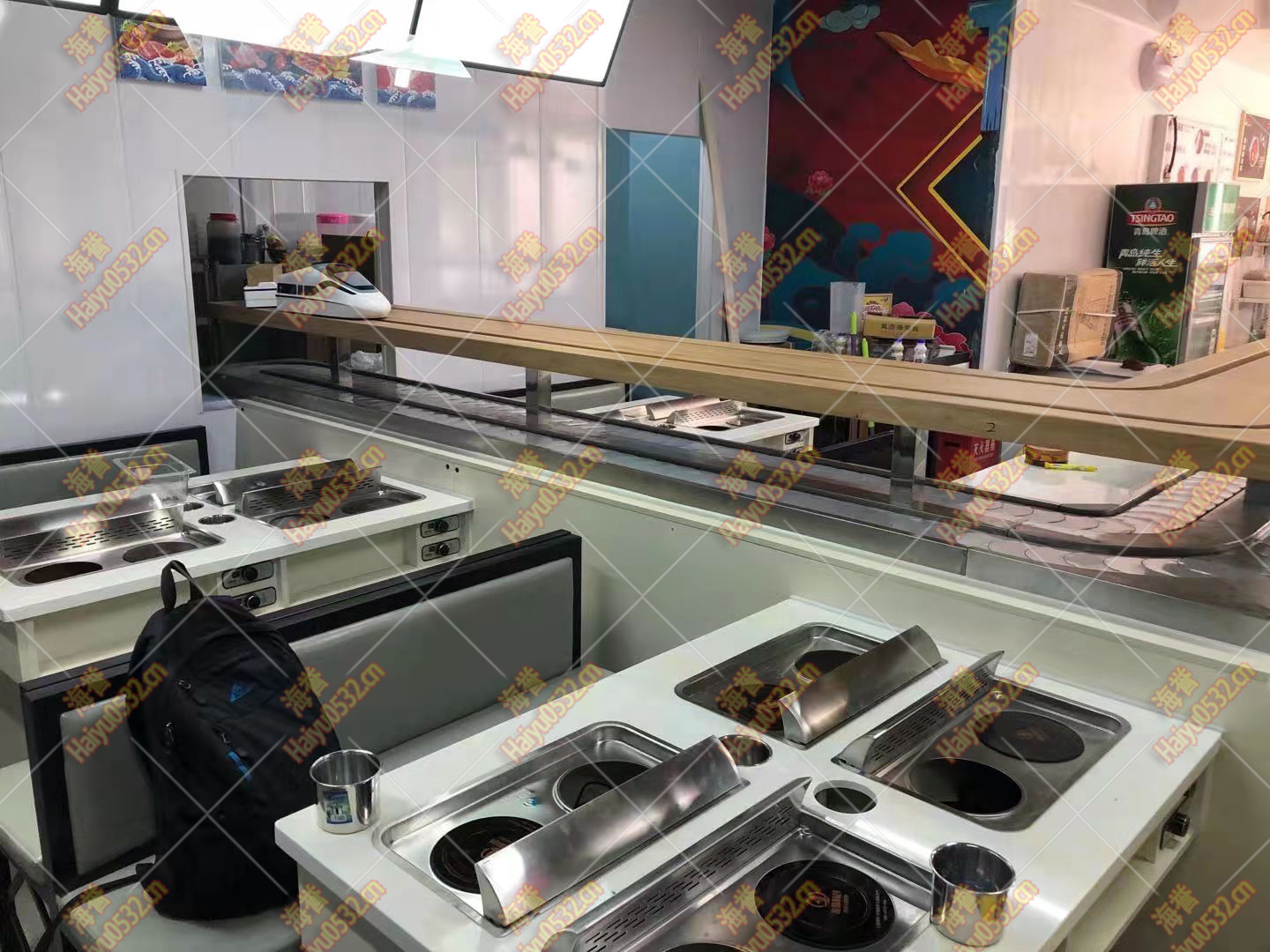 智能送餐設備