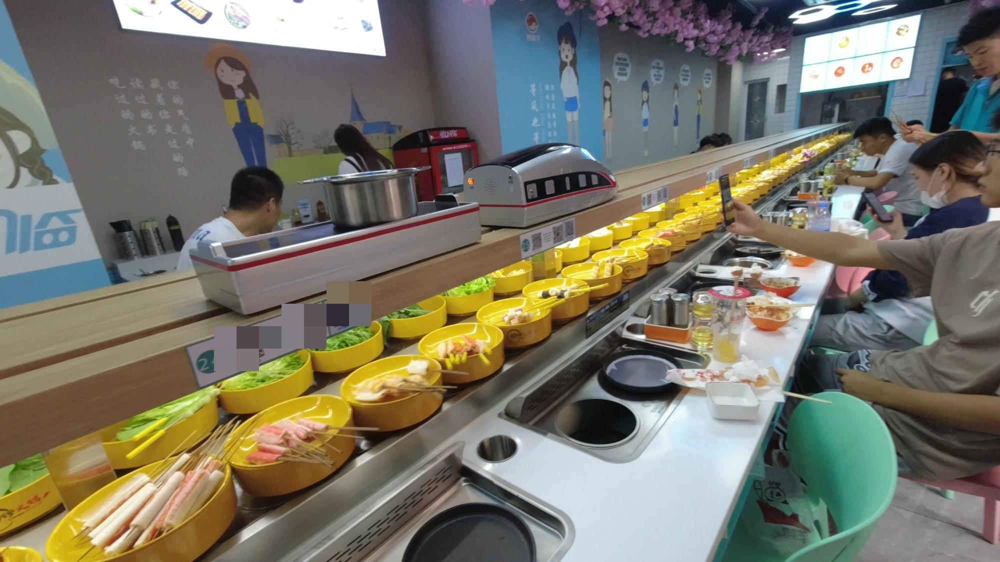 火鍋和燒烤還能結(jié)合為一人食？涮烤一體小火鍋給你答案